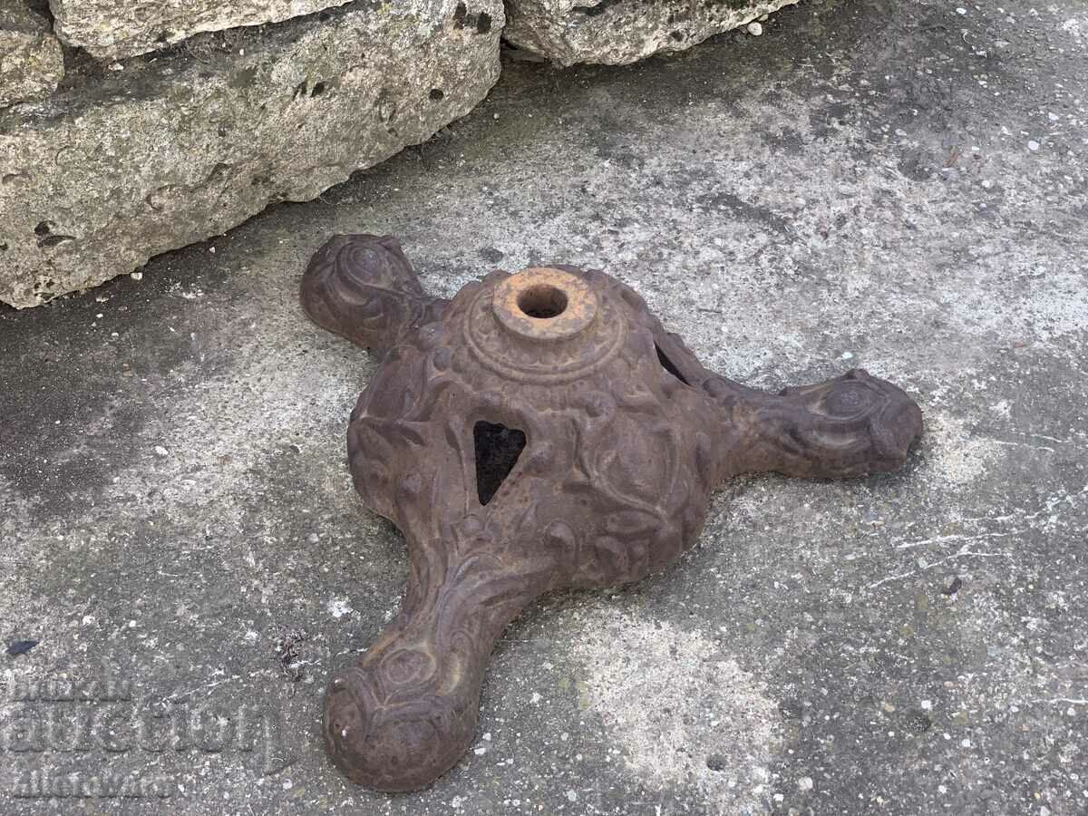 Аукцион Чугунена стойка за маса или друго Аукцион Чугунена стойка за маса или друго