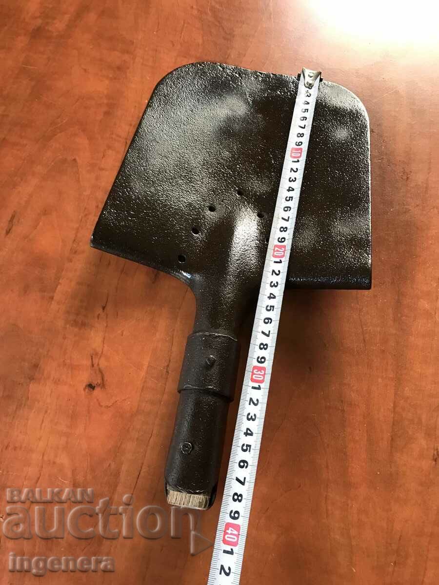 Auction THE SHOVEL A QUALITY TOOL Auction THE SHOVEL A QUALITY TOOL