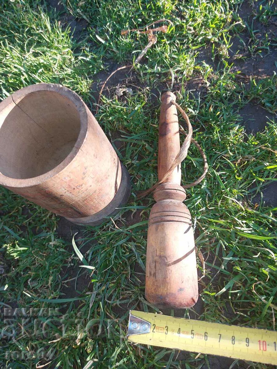 WOODEN MORTAR WITH HAMMER - 6