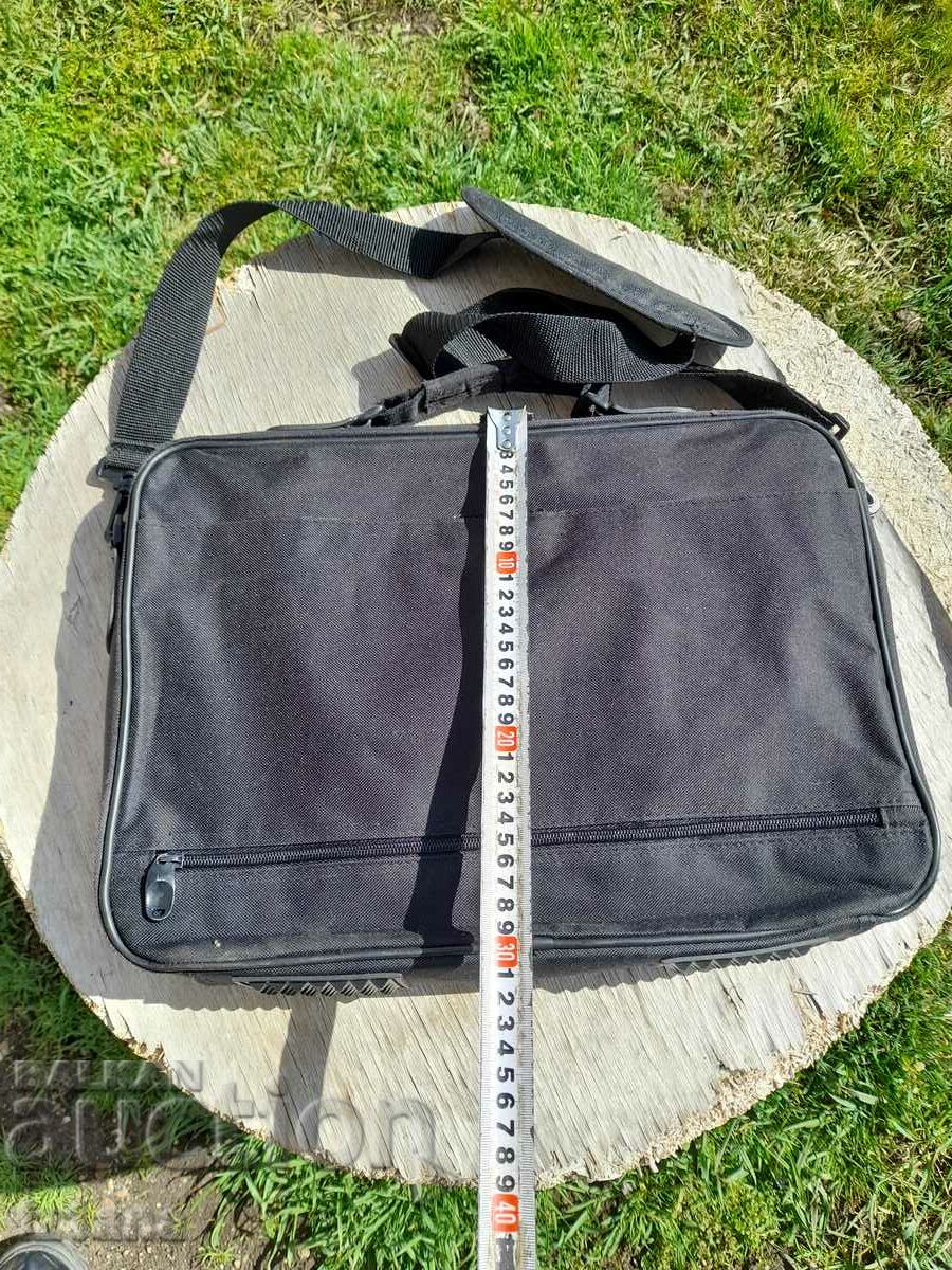 Delivery of Laptop bag