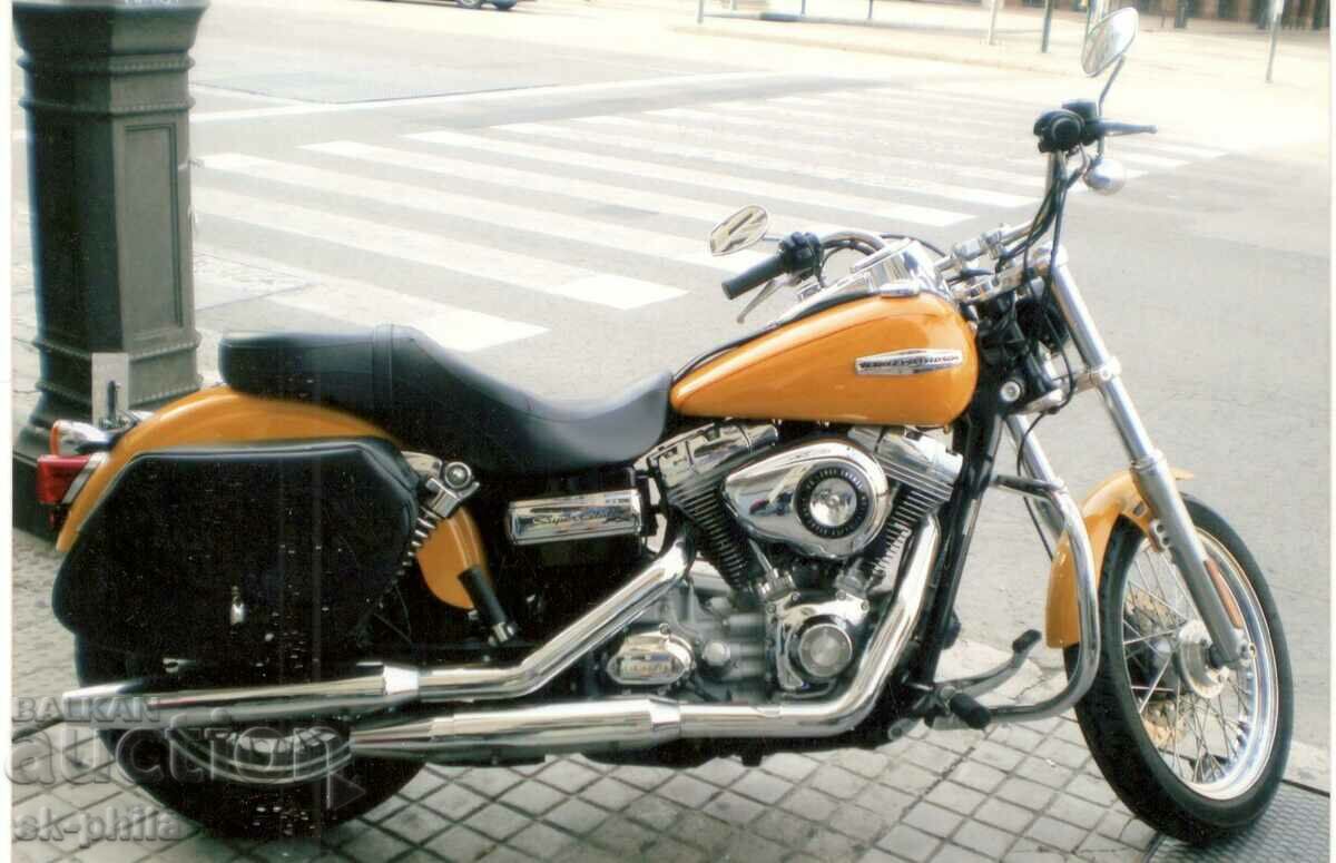 Fotografie veche - Motocicletă Harley Davidson