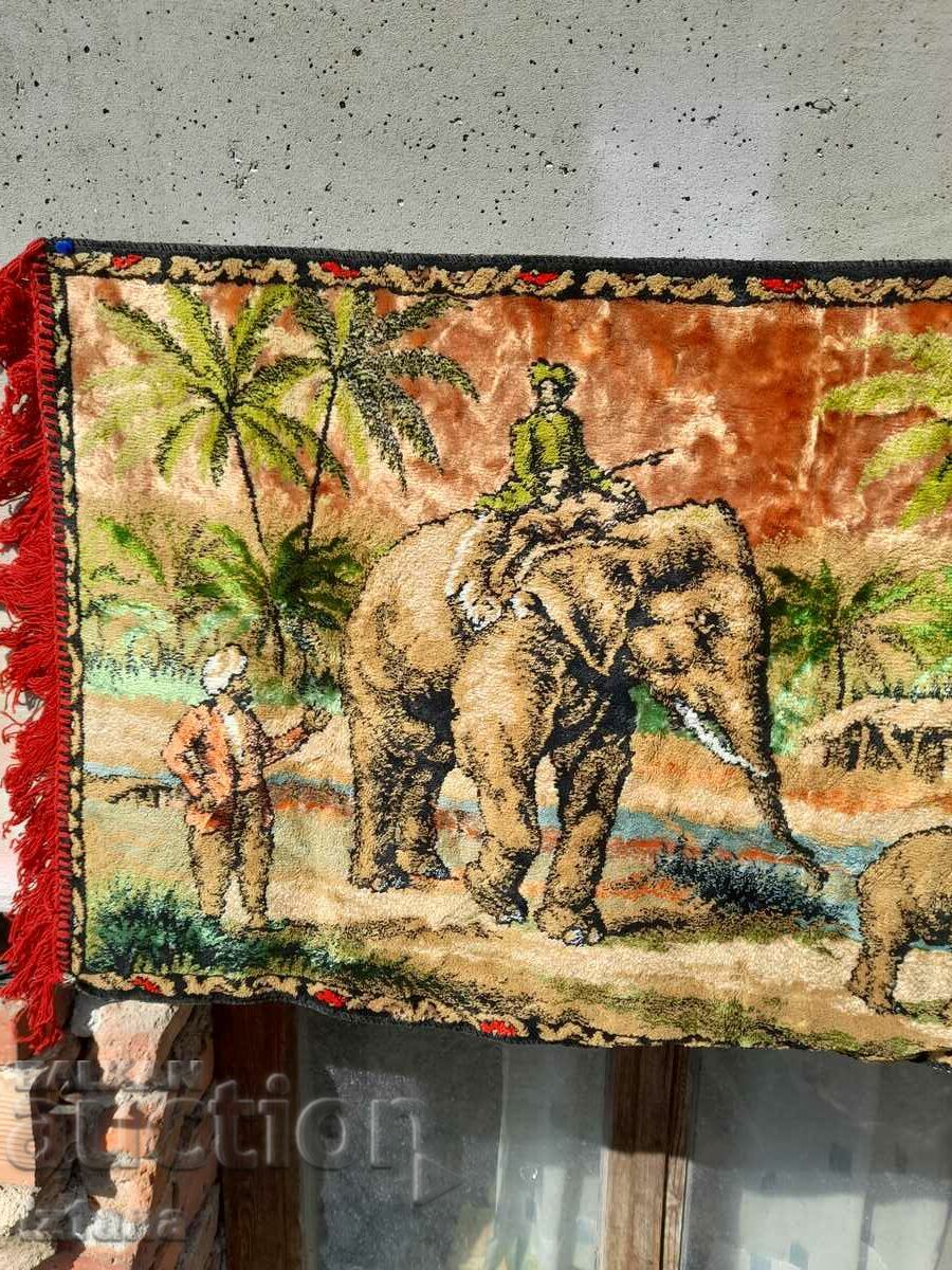 Auction  Antique carpet, wall covering