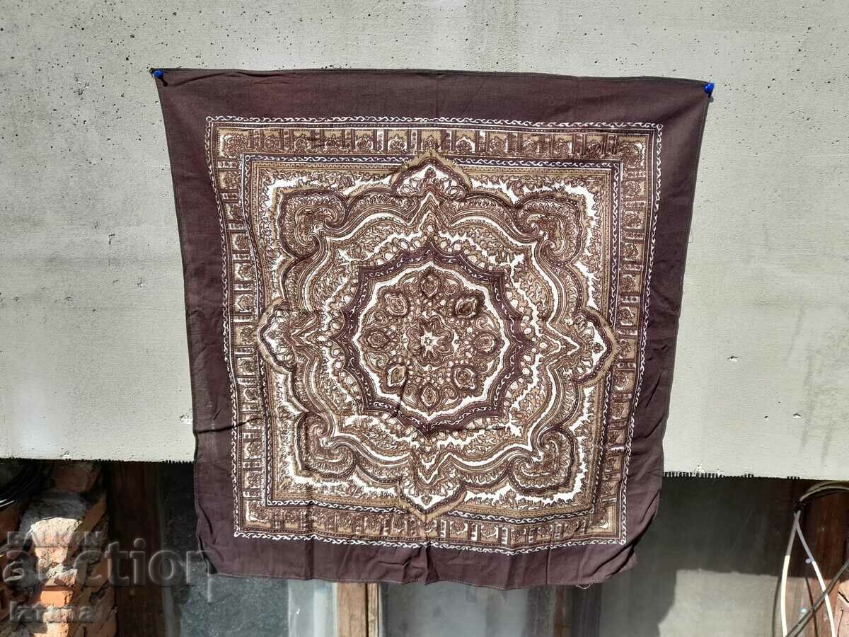 An old towel with price 15.00 BGN | € 7.67 An old towel with price 15.00 BGN | € 7.67