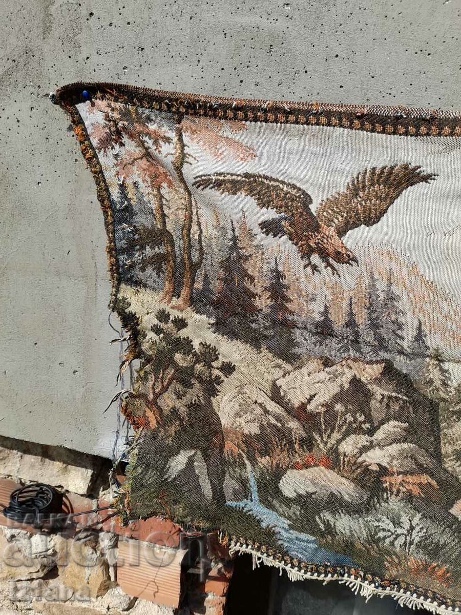 Auction An old hacker, wall cover Auction An old hacker, wall cover