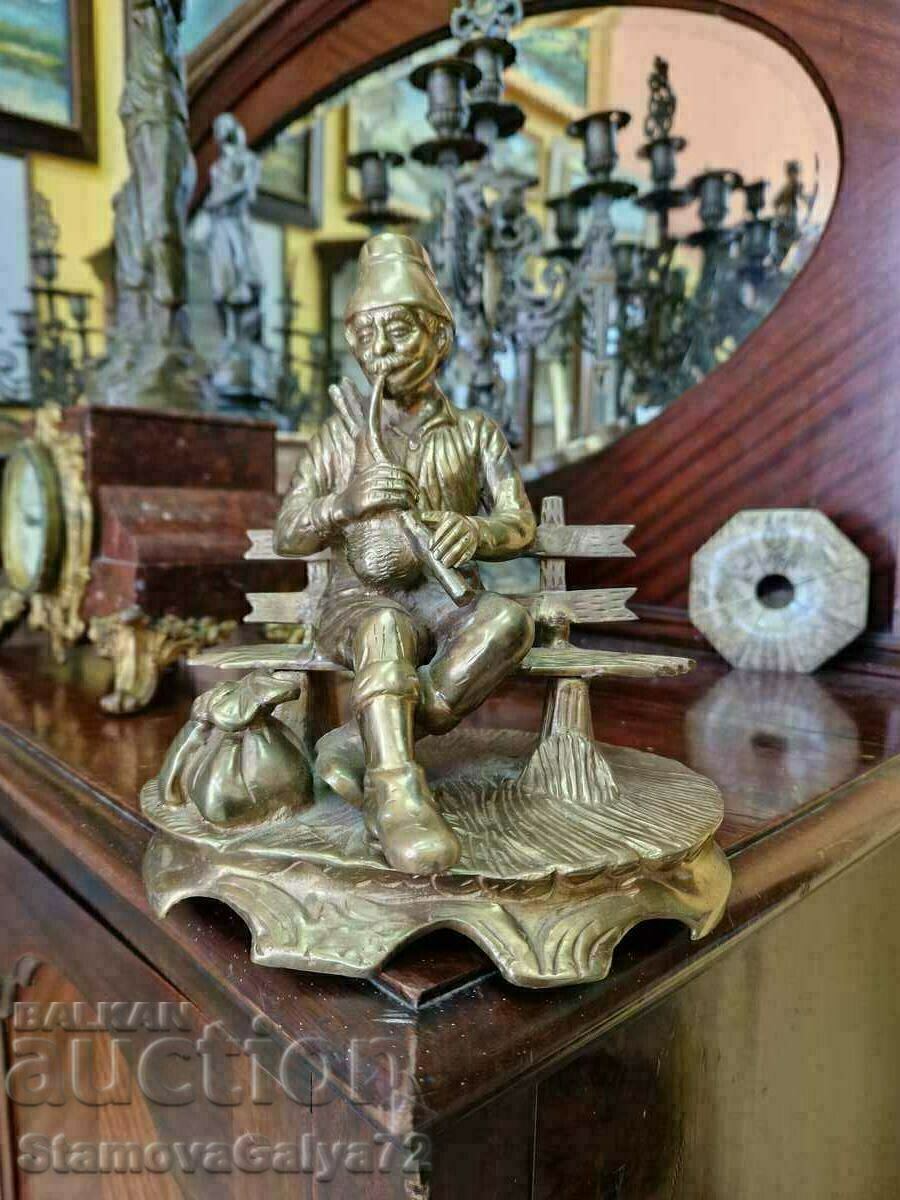 A great antique French bronze figure statuette A great antique French bronze figure statuette