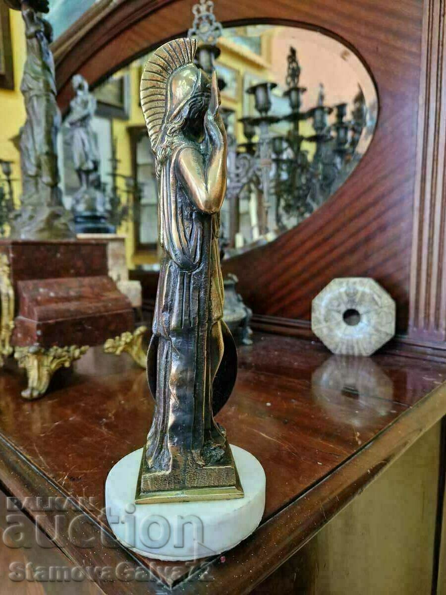 Delivery of Beautiful antique figure statuette Delivery of Beautiful antique figure statuette