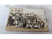 Foto Fete și băieți în uniforme de tineret 1931