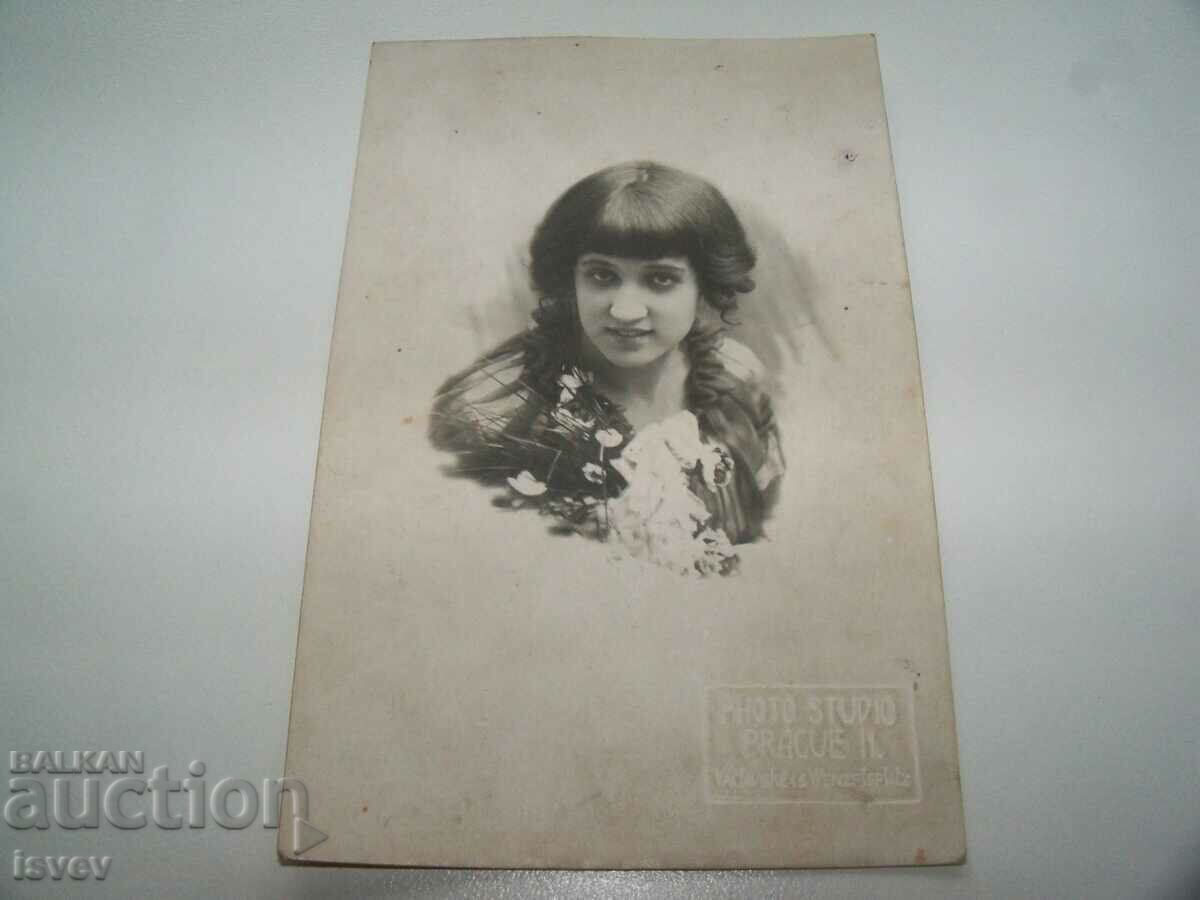 Auction Two old postcards, portrait photography 1917 Auction Two old postcards, portrait photography 1917