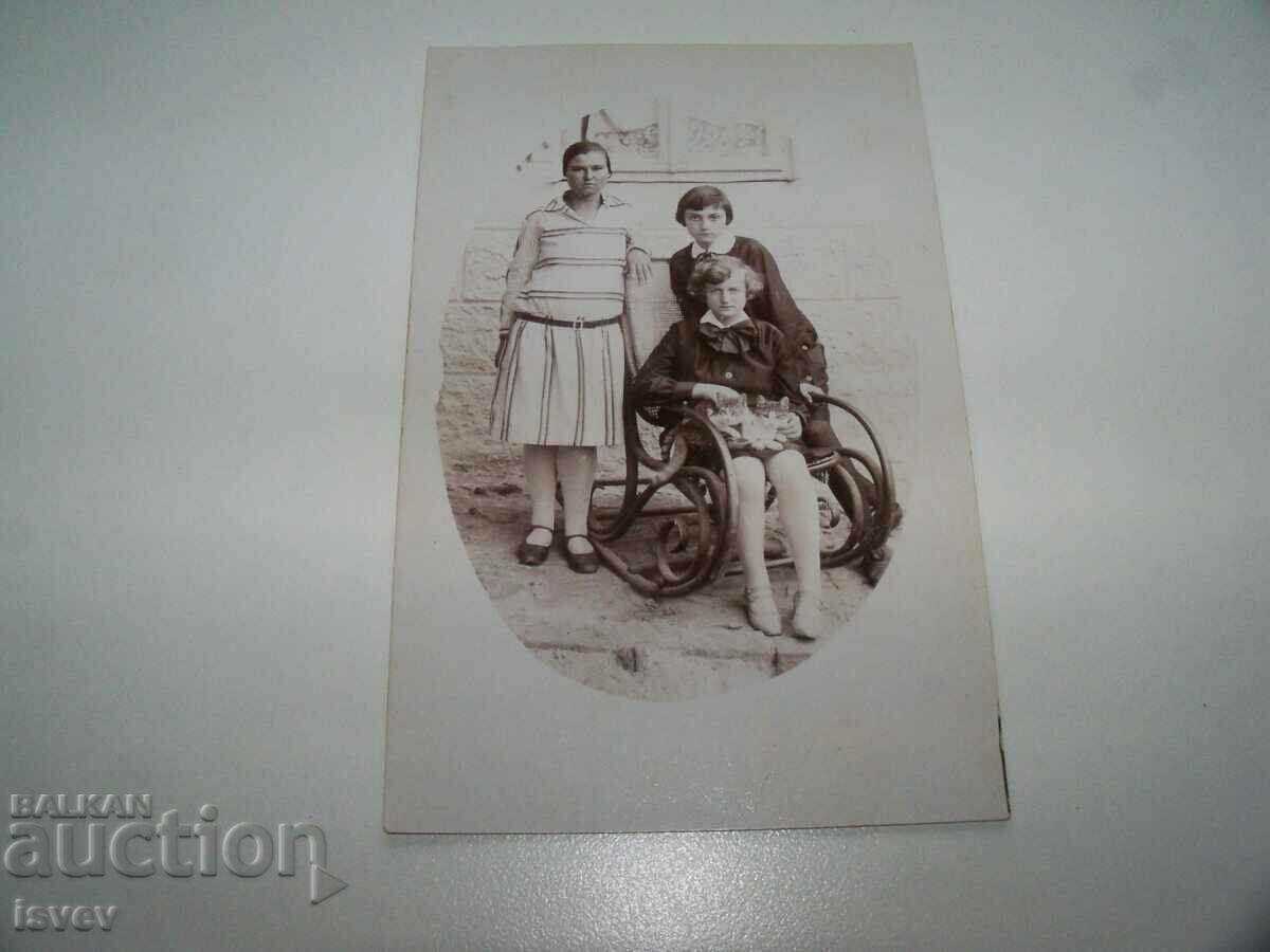 Παράδοση Τρεις παλιές καρτ ποστάλ, φωτογραφίες μαθητών Svishtov Παράδοση Τρεις παλιές καρτ ποστάλ, φωτογραφίες μαθητών Svishtov