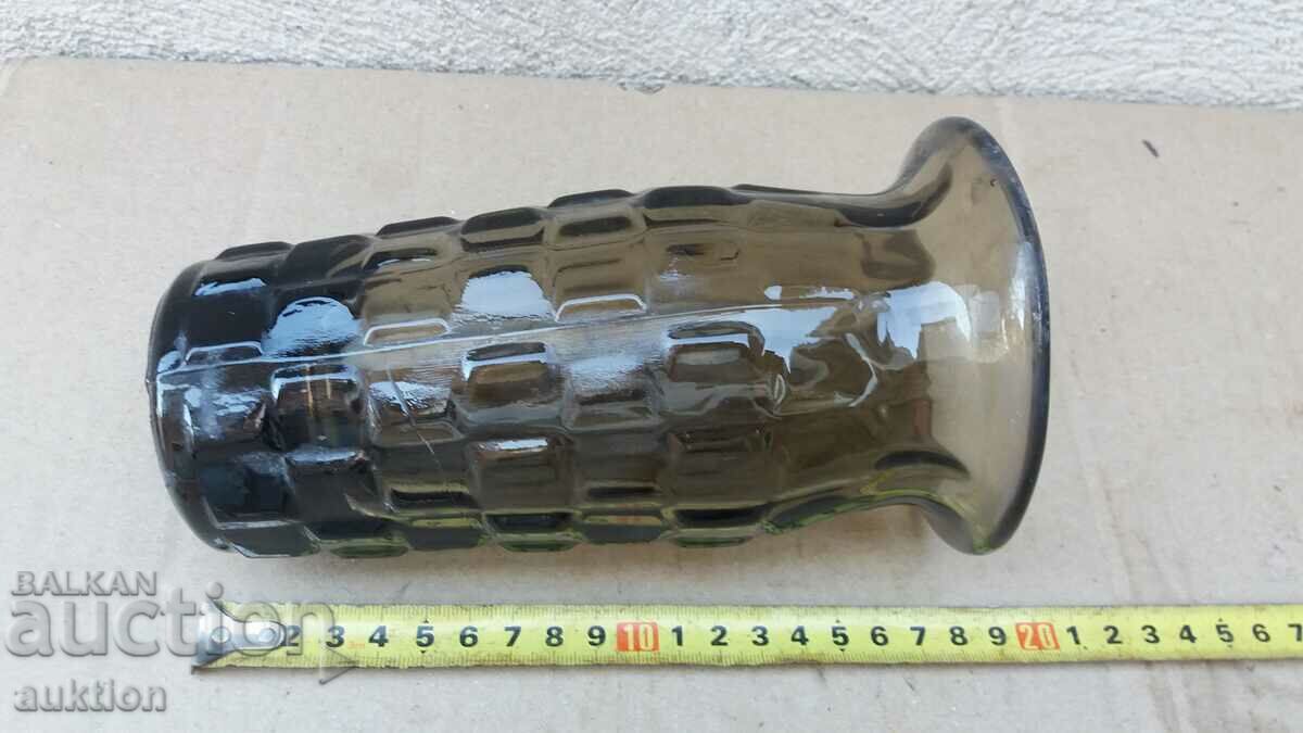 Delivery of SOC. GLASS VASE FOR FLOWERS Delivery of SOC. GLASS VASE FOR FLOWERS