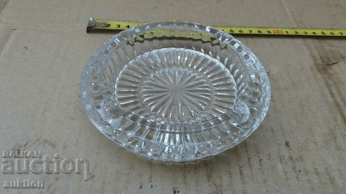 Auction MASSIVE CRYSTAL SOC. ashtray Auction MASSIVE CRYSTAL SOC. ashtray
