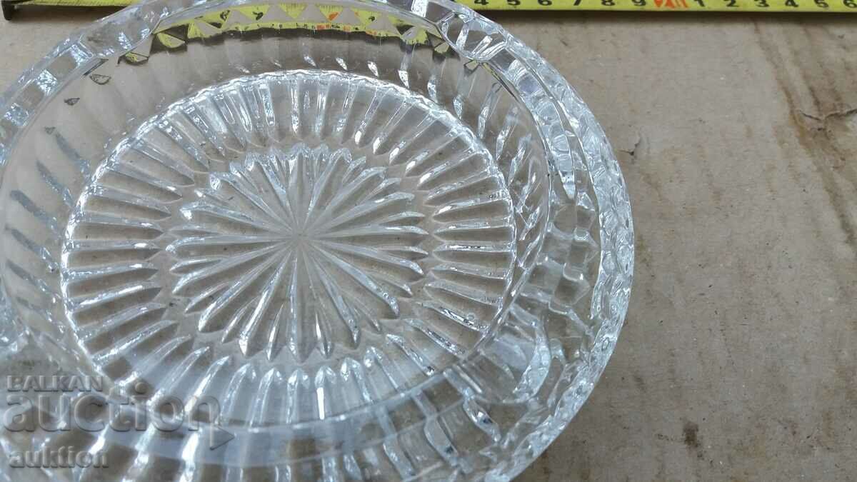 Delivery of MASSIVE CRYSTAL SOC. ashtray Delivery of MASSIVE CRYSTAL SOC. ashtray