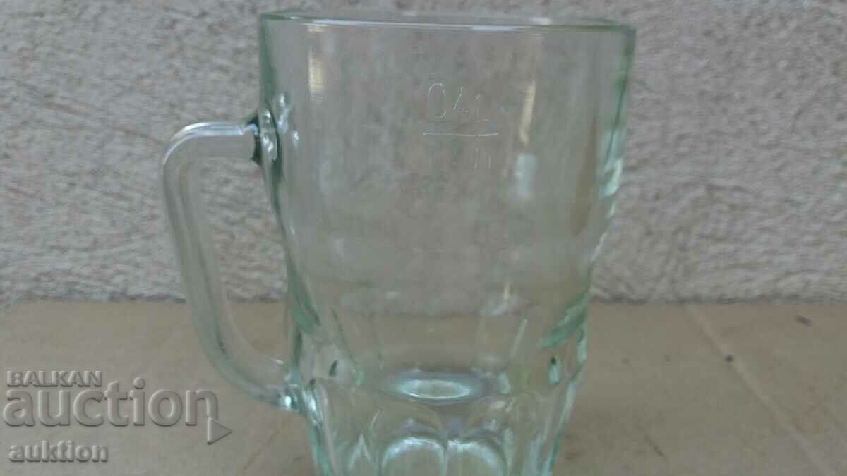 Auction MASSIVE GLASS SOC. BEER AND LEMONADE MUG 400 ML. Auction MASSIVE GLASS SOC. BEER AND LEMONADE MUG 400 ML.