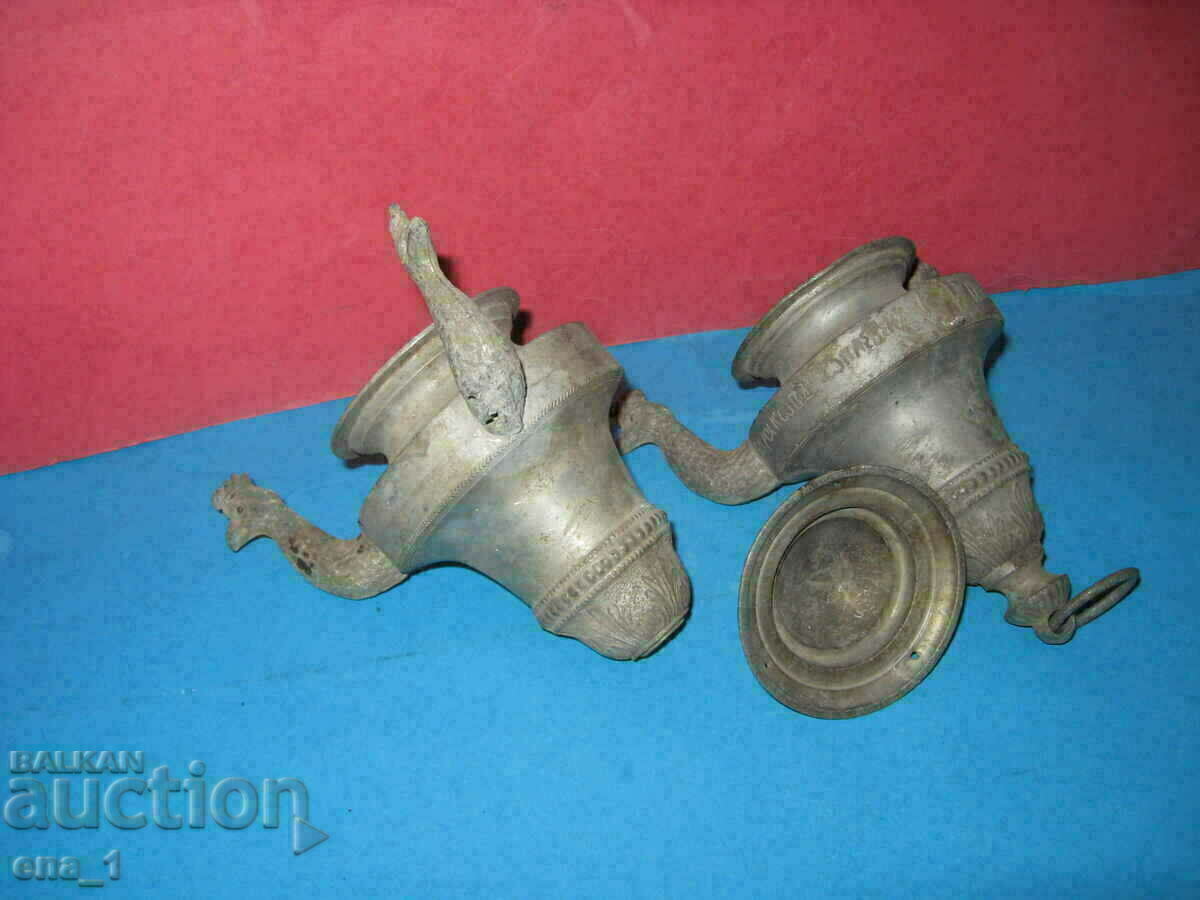 Livrarea Lot de 2 lămpi renascentiste din bronz din 1866. - Pleven