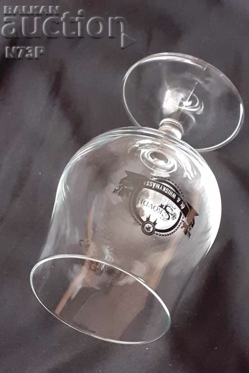 A GLASS. COLLECTION. BEER AND WHISKEY. - 5 A GLASS. COLLECTION. BEER AND WHISKEY. - 5