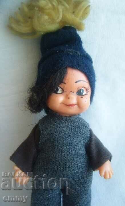 Old small children's doll, 14 cm with price 10.00 BGN | € 5.11 Old small children's doll, 14 cm with price 10.00 BGN | € 5.11