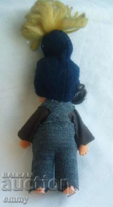 Delivery of Old small children's doll, 14 cm Delivery of Old small children's doll, 14 cm