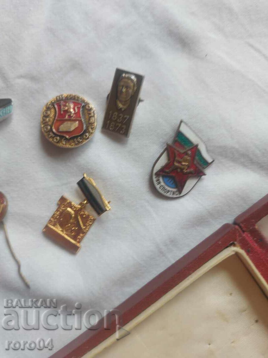 Auction BADGES - BOX - SBIRSTEIN Auction BADGES - BOX - SBIRSTEIN