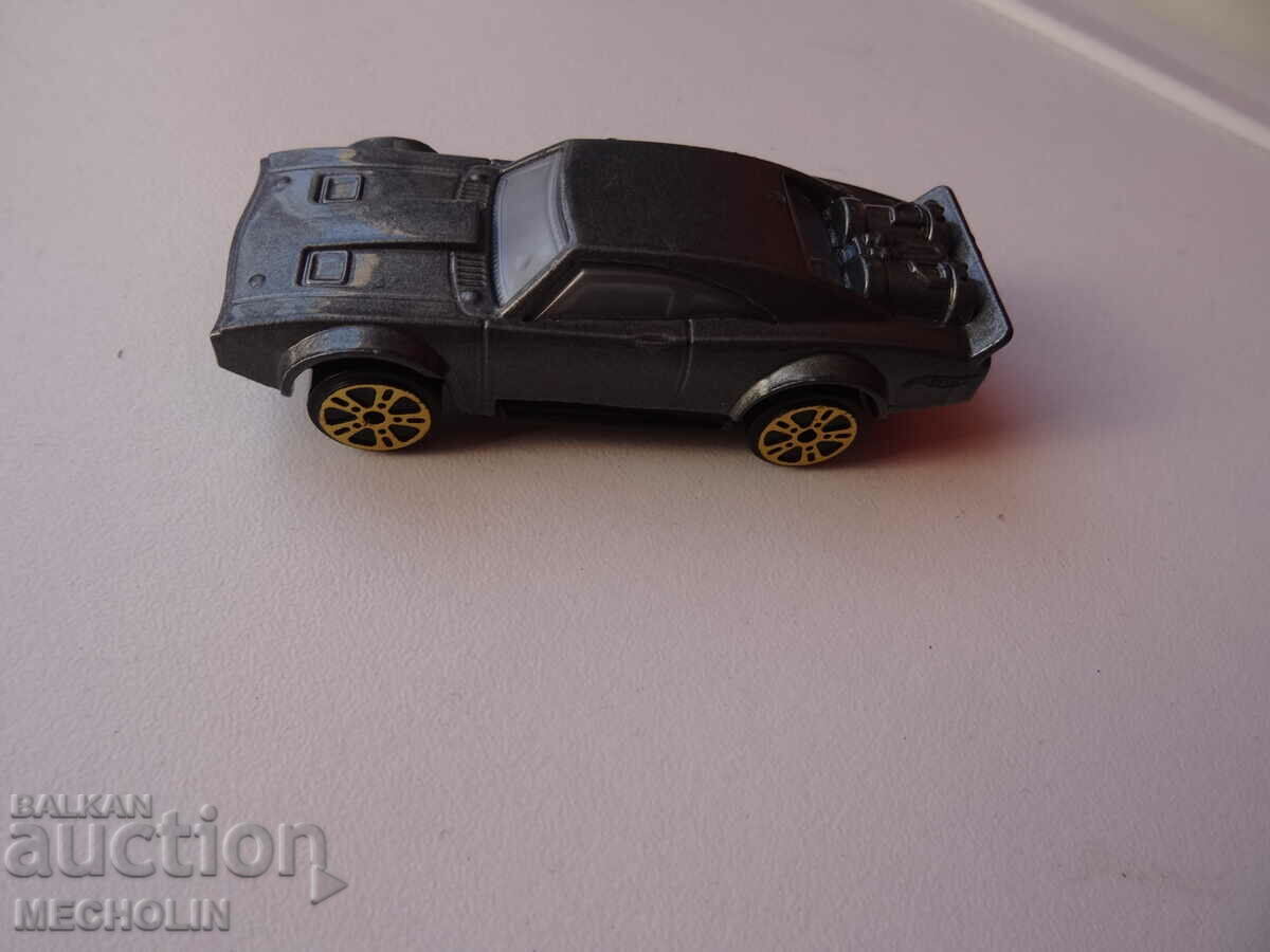 COLLECTIBLE sports buggy and train with price 10.00 BGN | € 5.11 COLLECTIBLE sports buggy and train with price 10.00 BGN | € 5.11