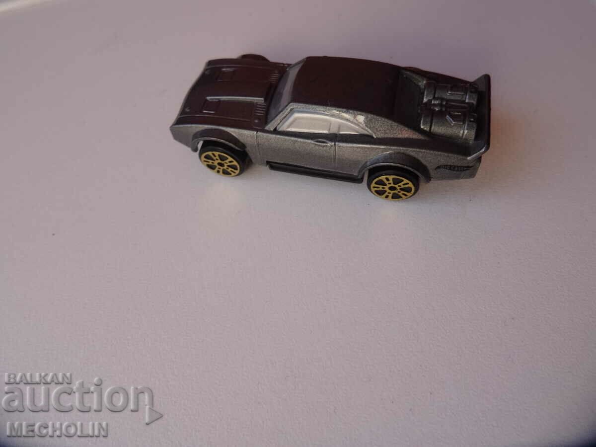 Auction COLLECTIBLE sports buggy and train Auction COLLECTIBLE sports buggy and train