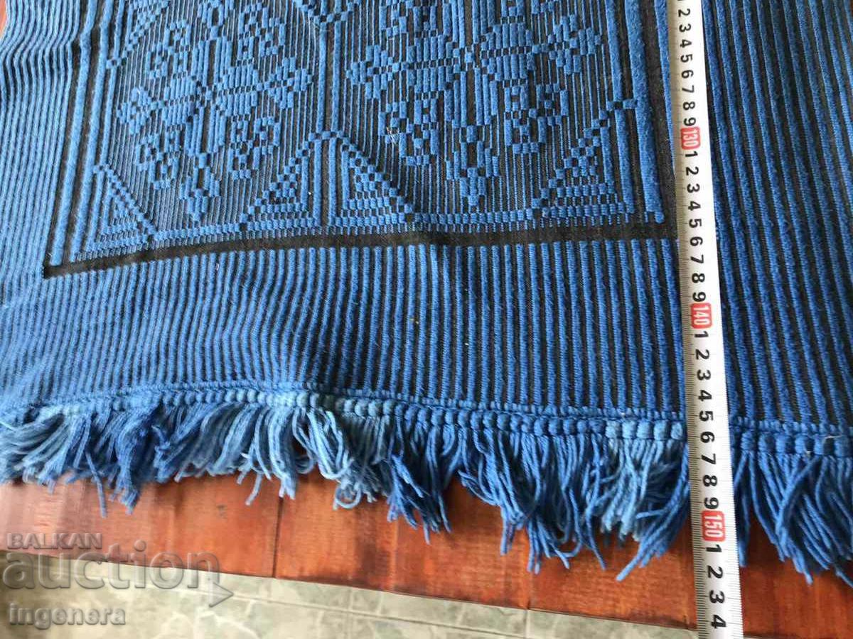 Auction MAT, CARPET, CARPET, KITTEN, COZY, DECOR, WARMTH Auction MAT, CARPET, CARPET, KITTEN, COZY, DECOR, WARMTH