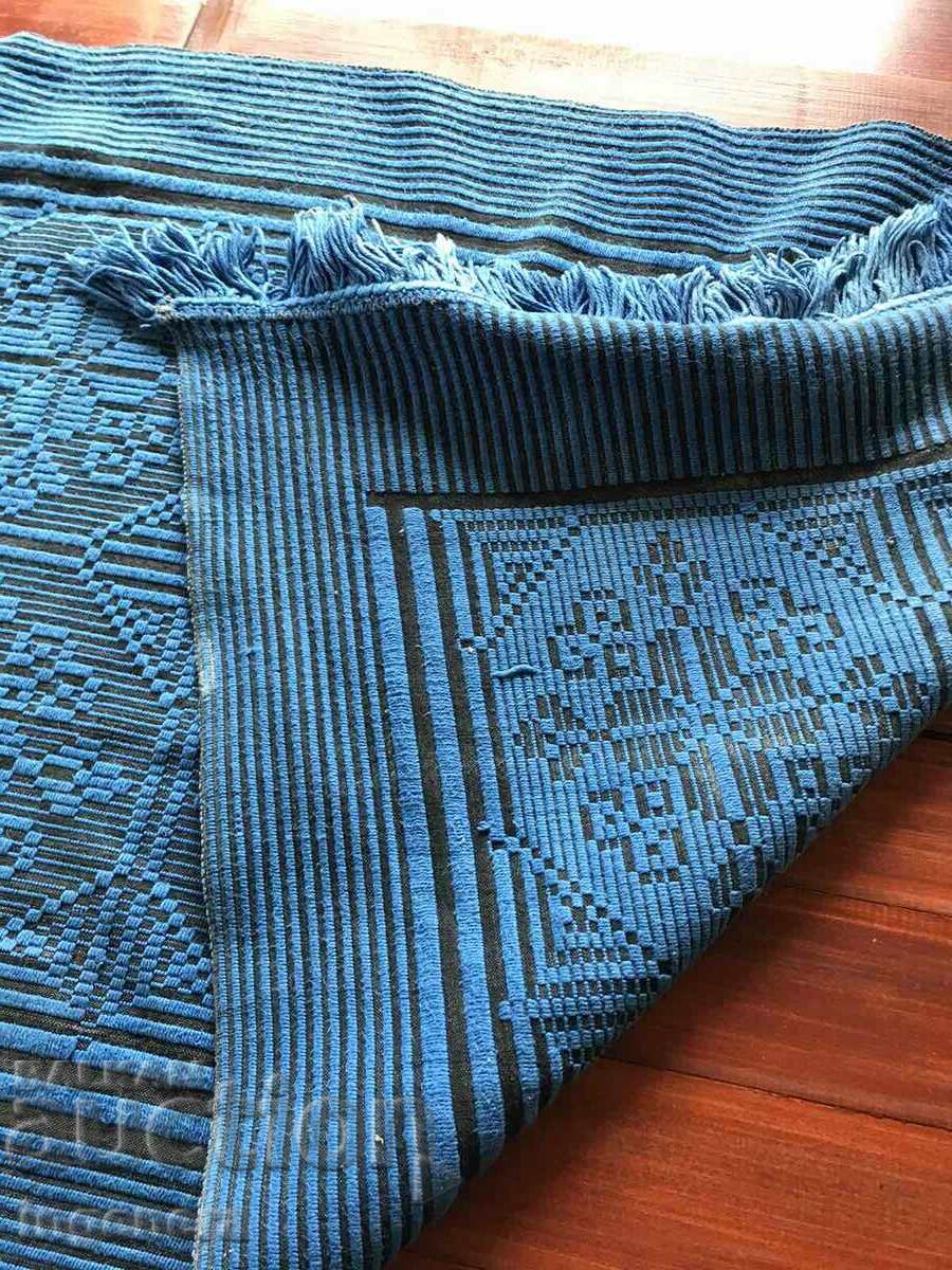 Delivery of MAT, CARPET, CARPET, KITTEN, COZY, DECOR, WARMTH Delivery of MAT, CARPET, CARPET, KITTEN, COZY, DECOR, WARMTH