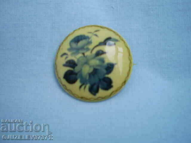 Delivery of Russian Hand Painted Sokolova Brooch Delivery of Russian Hand Painted Sokolova Brooch
