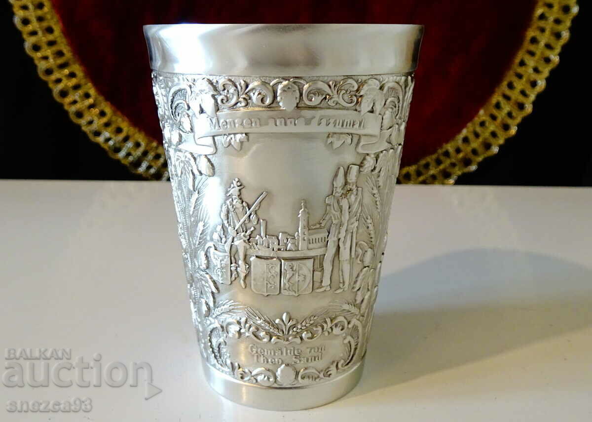 Kalaena wine glass with paintings for Men in the past