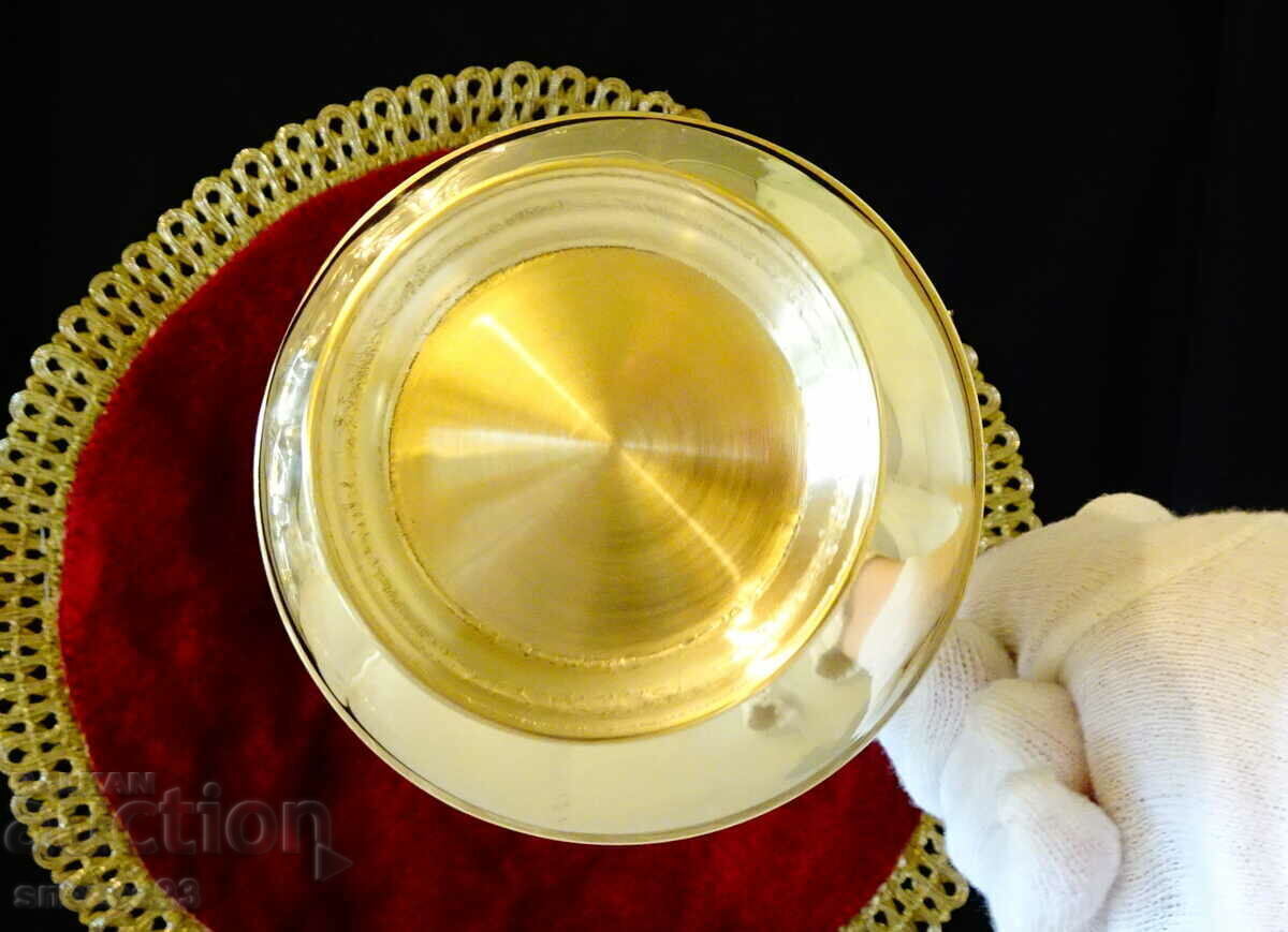 Massive bronze jug for wine, relief. - 6