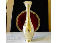Vază din bronz British India 28 cm., marcată.