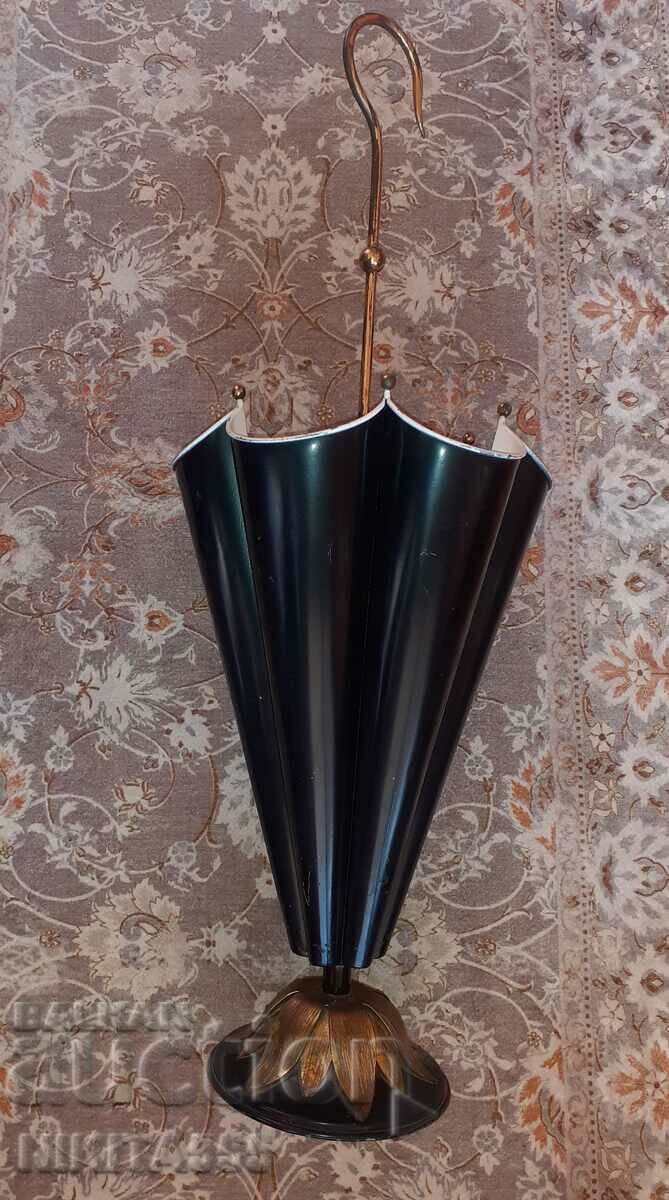 A beautiful old umbrella stand - 6 A beautiful old umbrella stand - 6