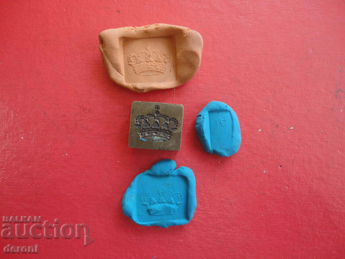 Μοναδική τριπρόσωπη βασιλική χάλκινη σφραγίδα 7 - 6 Μοναδική τριπρόσωπη βασιλική χάλκινη σφραγίδα 7 - 6