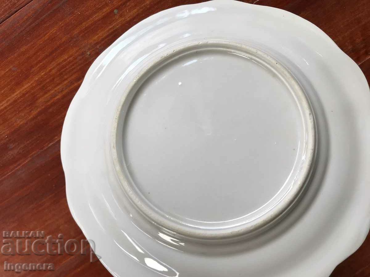 Auction PORCELAIN PLATE RELIEF BULGARIA Auction PORCELAIN PLATE RELIEF BULGARIA