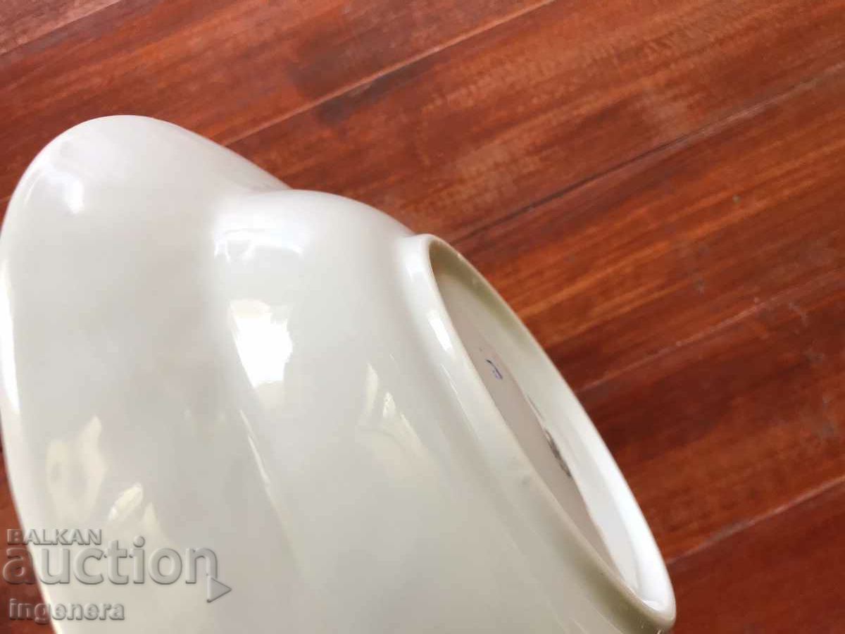 Auction PORCELAIN PLATE RELIEF BULGARIA Auction PORCELAIN PLATE RELIEF BULGARIA