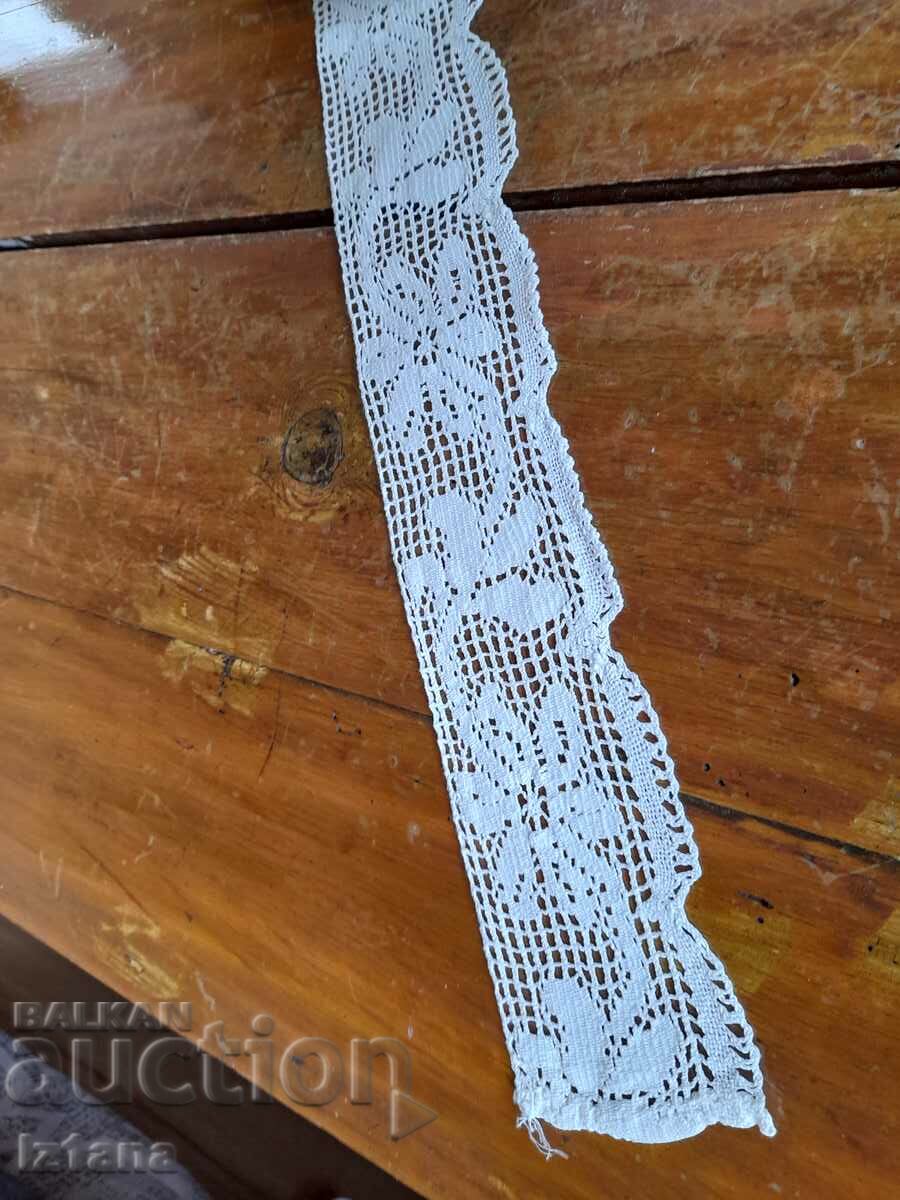 Old lace with price 20.00 BGN | € 10.23 Old lace with price 20.00 BGN | € 10.23
