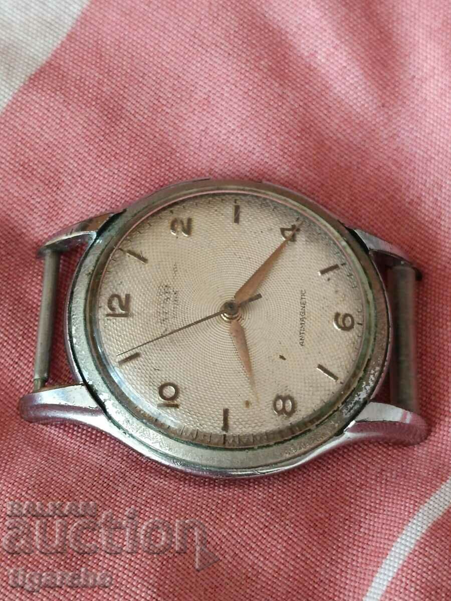 Clock NACAR with price 40.00 BGN | € 20.45 Clock NACAR with price 40.00 BGN | € 20.45