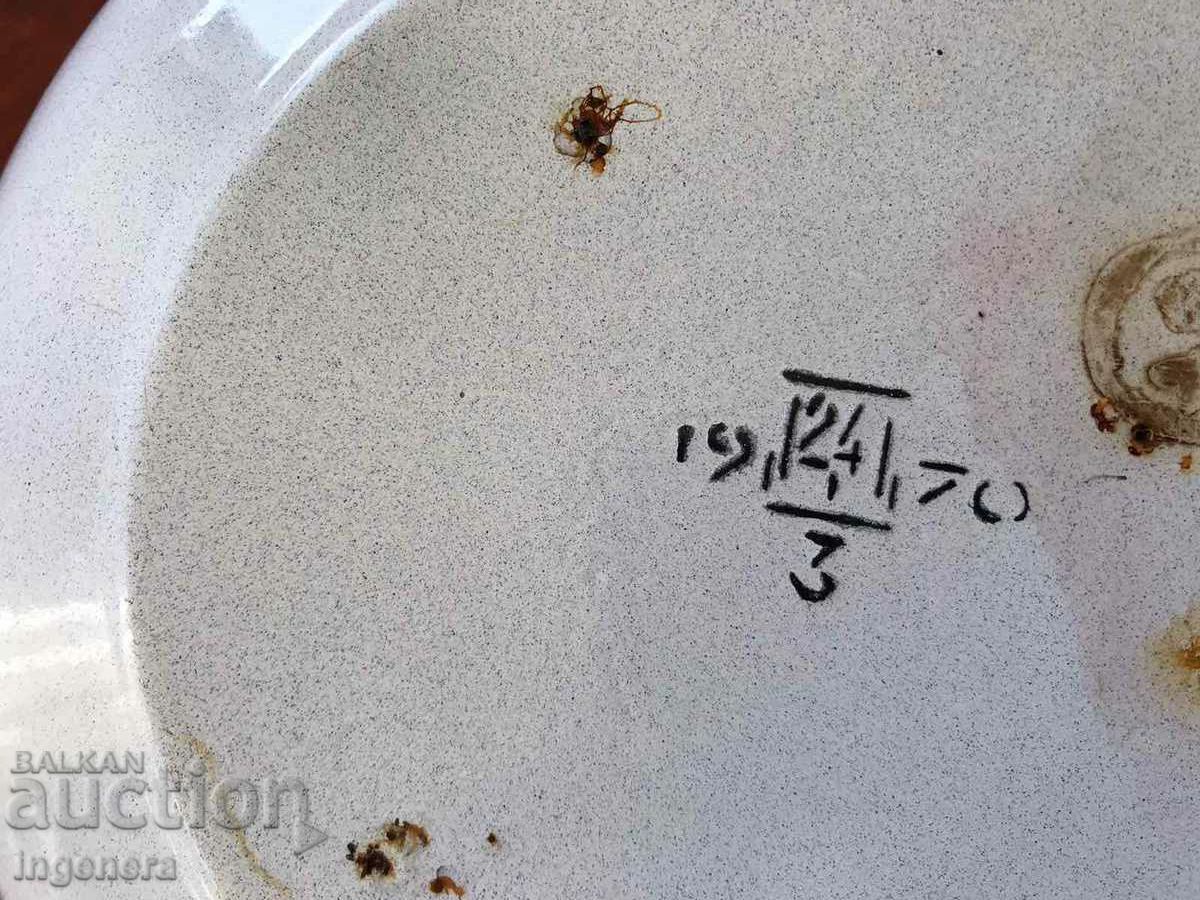 Auction BOWL PANICA ENAMELLED LARGE DISH FROM SOCA Auction BOWL PANICA ENAMELLED LARGE DISH FROM SOCA