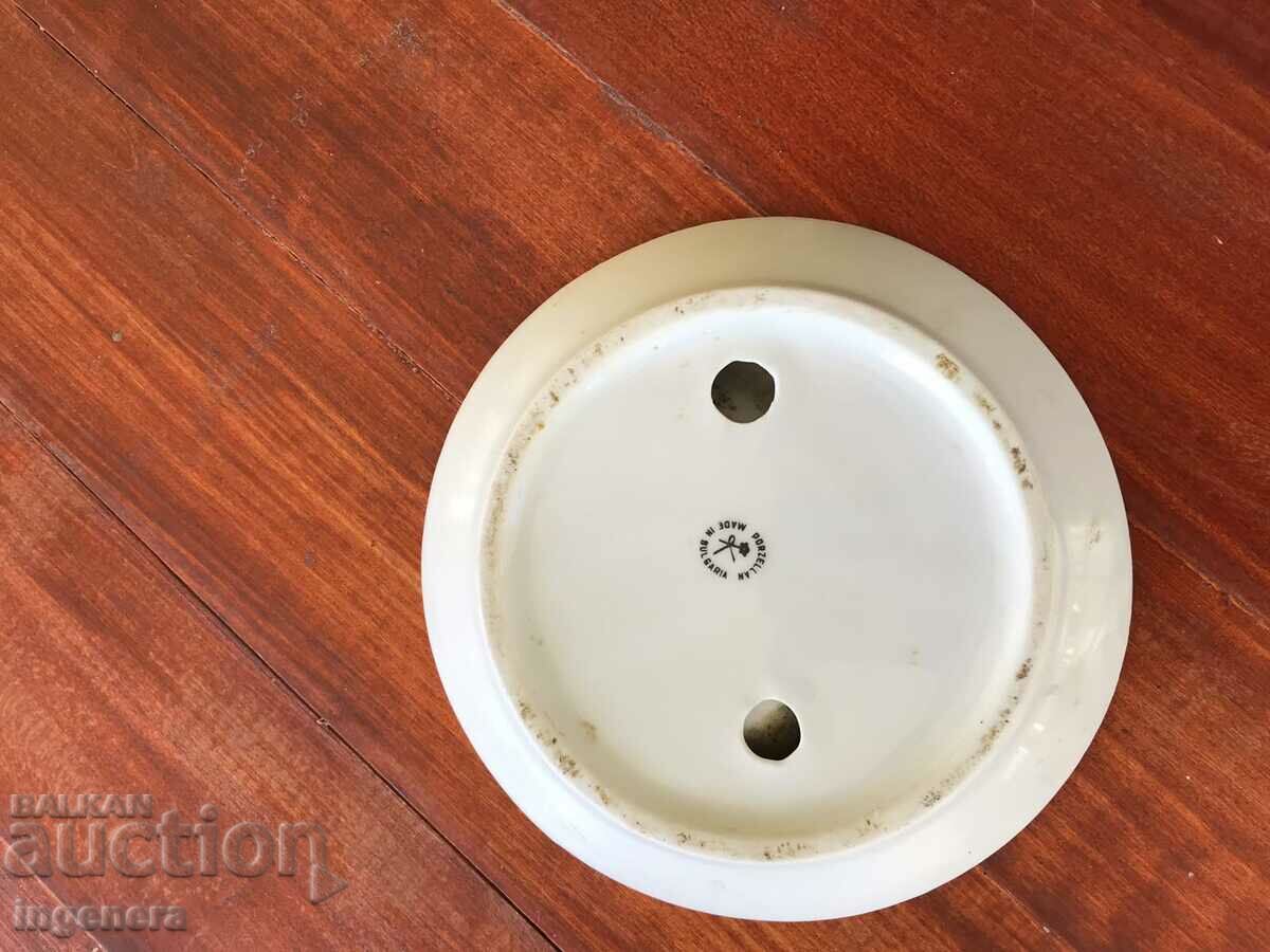 PORCELAIN ASHTRAY "CSKA-SEPTEMBER FLAG" GOLD PLATED - 5 PORCELAIN ASHTRAY "CSKA-SEPTEMBER FLAG" GOLD PLATED - 5