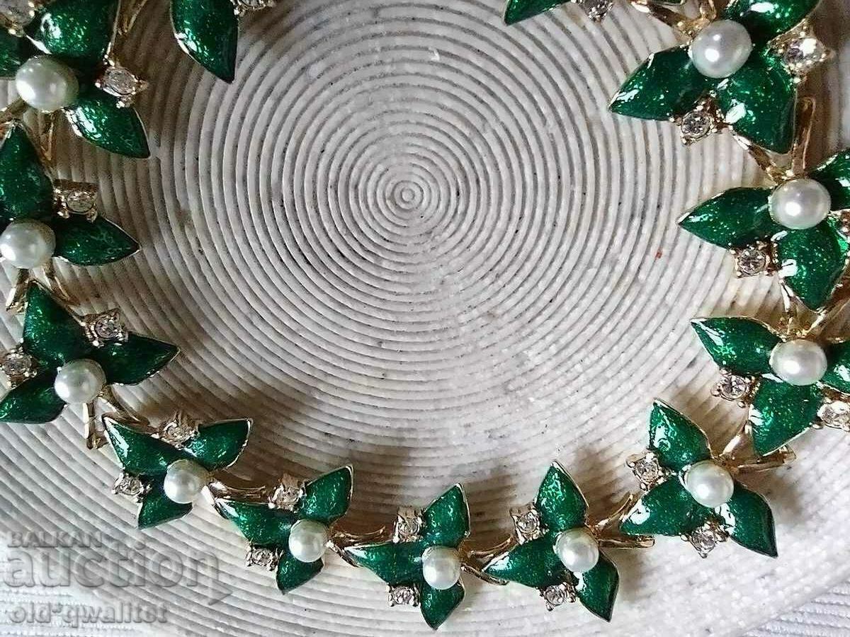 Delivery of Bracelet with green enamel, gold plating Delivery of Bracelet with green enamel, gold plating