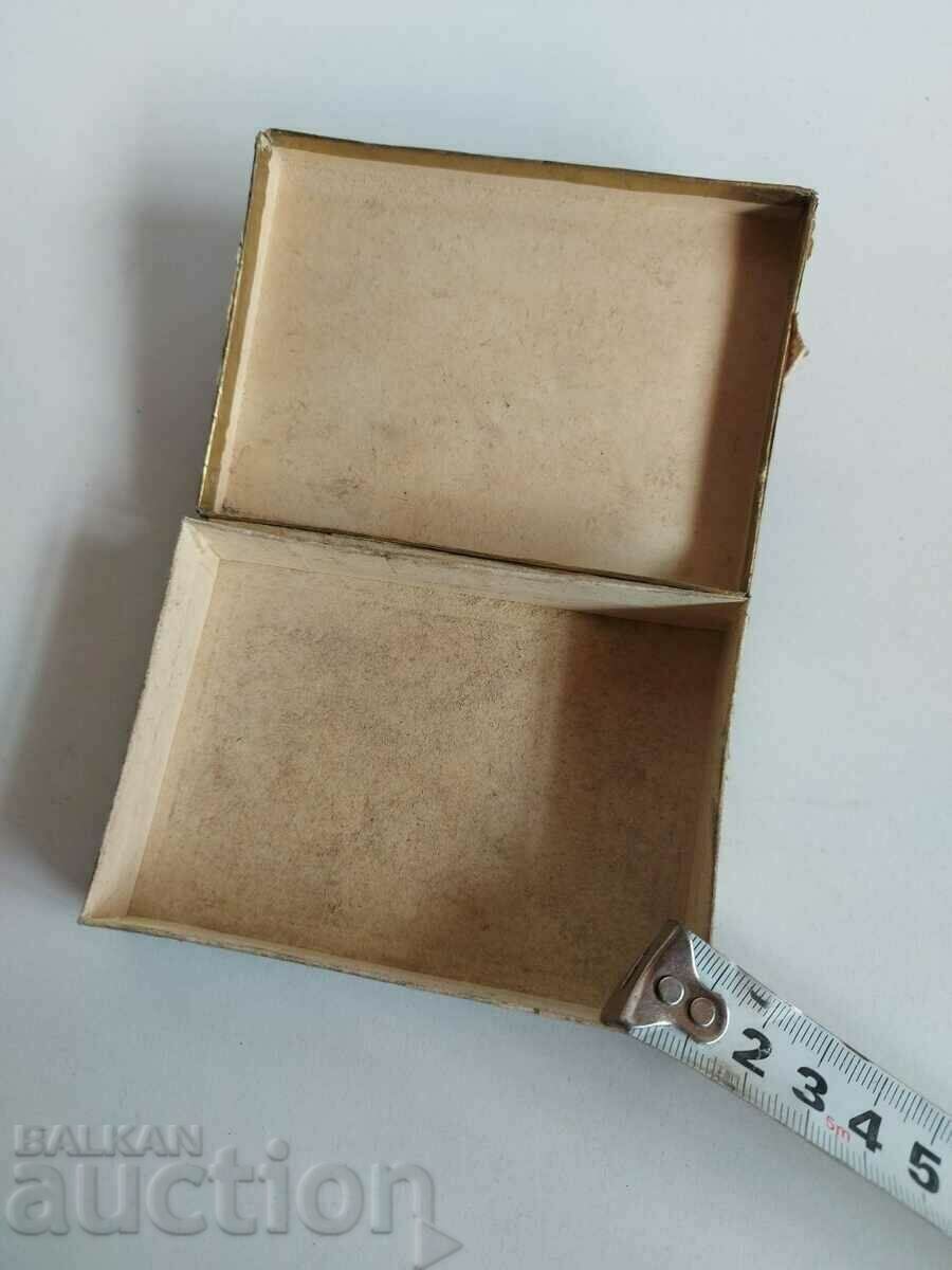 Delivery of OLD SOC CIGARETTE BOX DIPLOMAT DIPLOMAT EMPTY Delivery of OLD SOC CIGARETTE BOX DIPLOMAT DIPLOMAT EMPTY