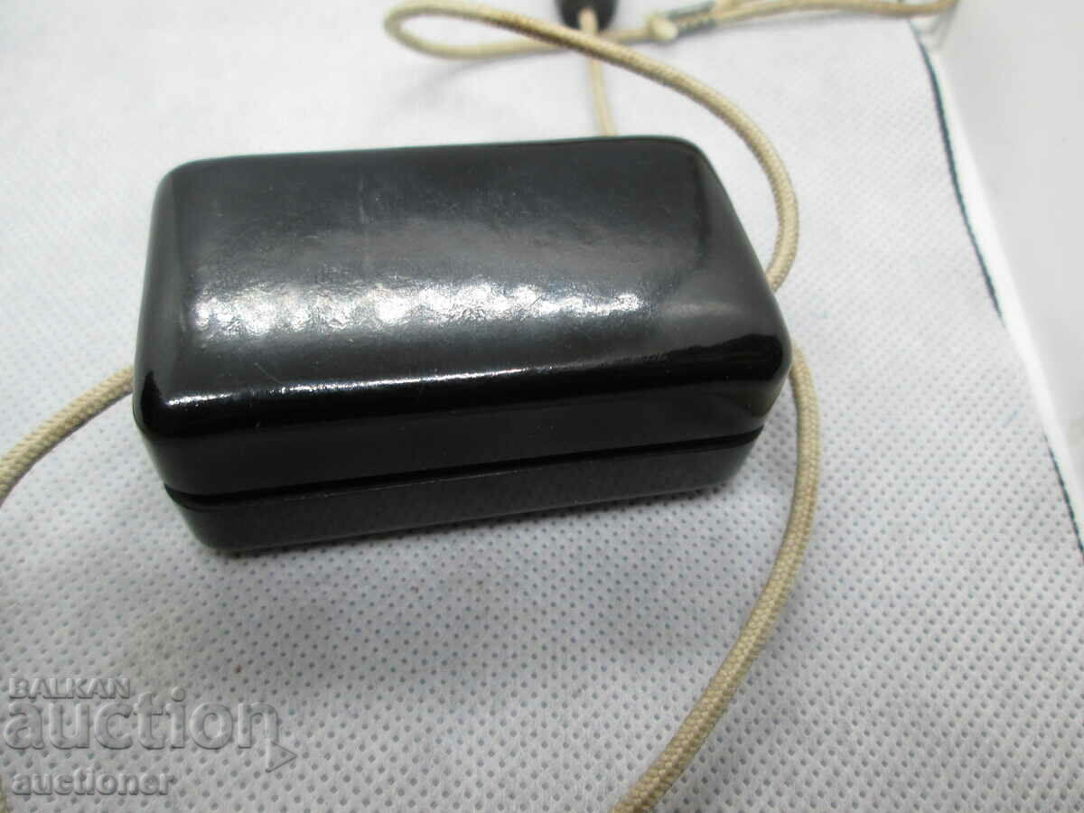 Delivery of OLD BARBER SHARPENING MACHINE Delivery of OLD BARBER SHARPENING MACHINE