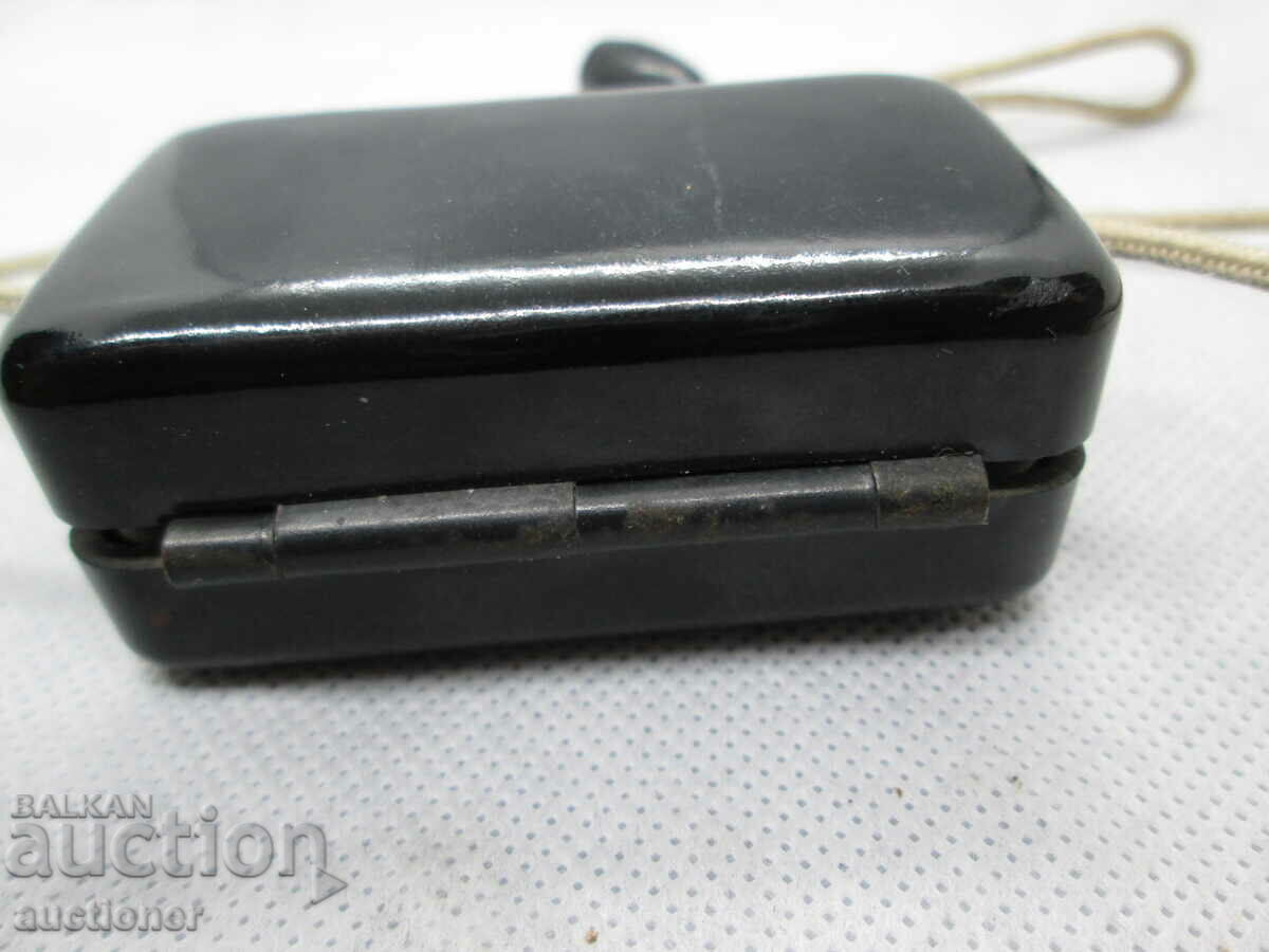 OLD BARBER SHARPENING MACHINE - 6 OLD BARBER SHARPENING MACHINE - 6