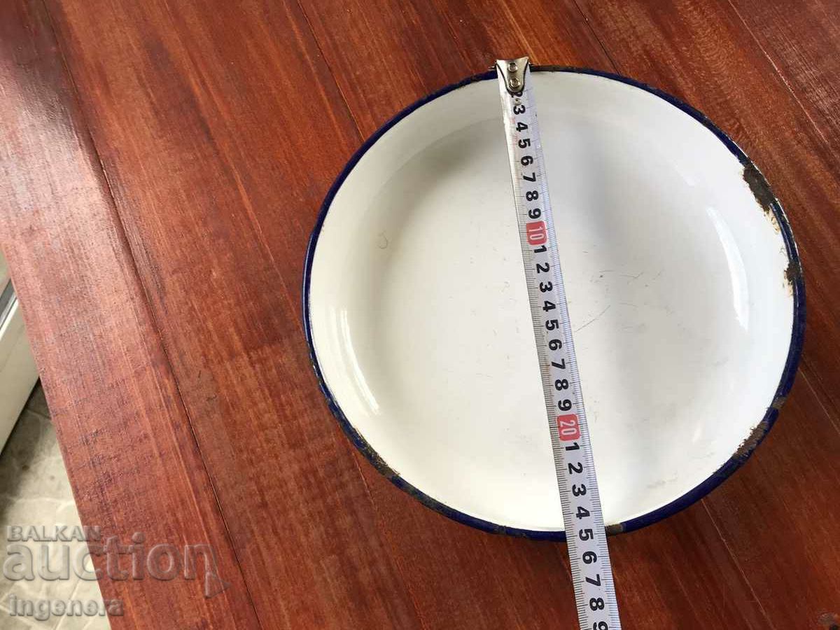 TRAY ENAMELED BY SOCSA MARKING with price 8.00 BGN | € 4.09 TRAY ENAMELED BY SOCSA MARKING with price 8.00 BGN | € 4.09