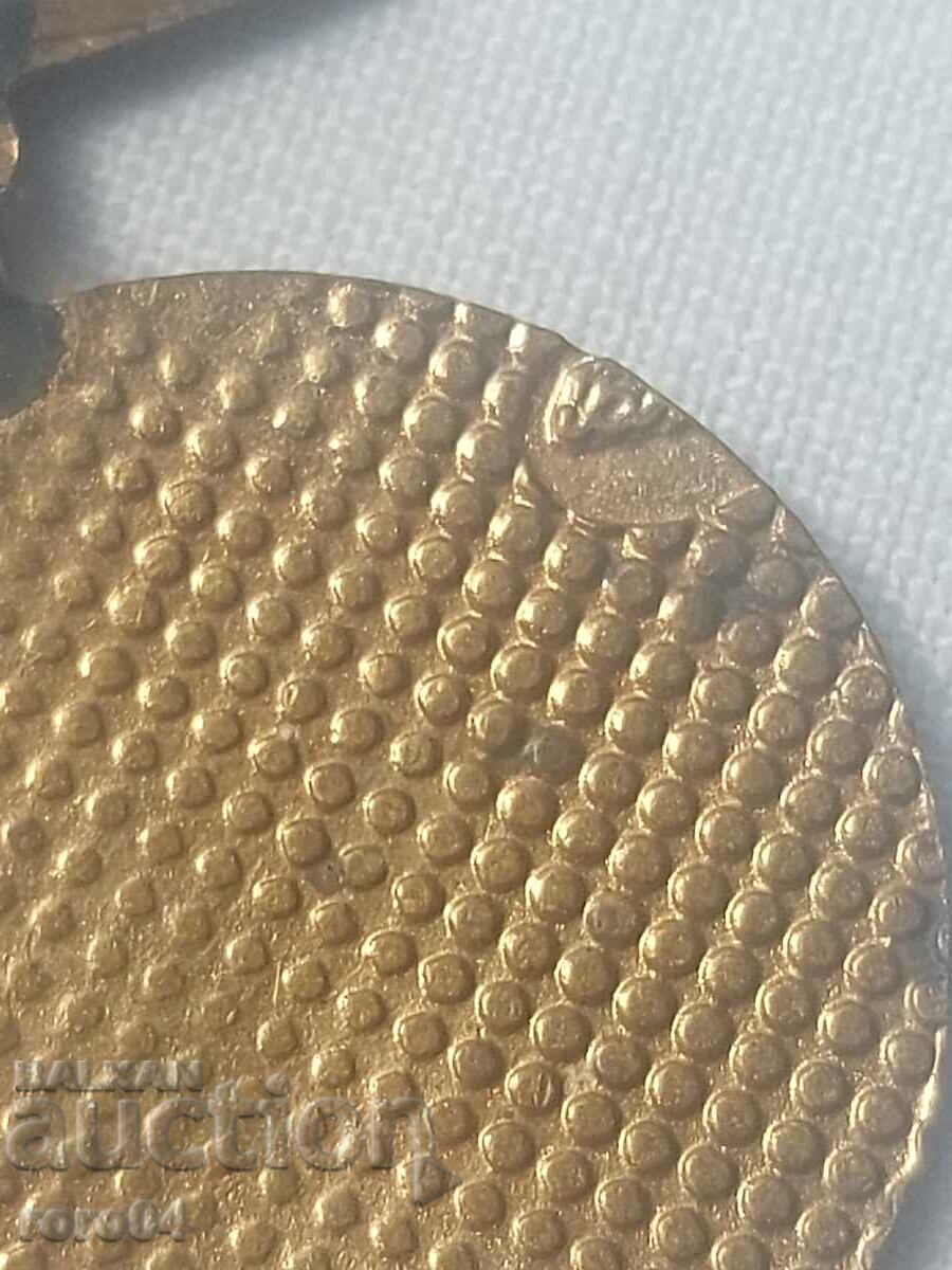 3 DISTRICT - 5 3 DISTRICT - 5