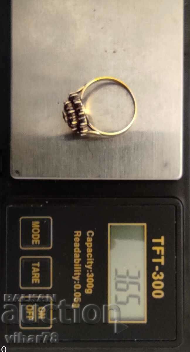 OLD LADIES SILVER RING WITH GARNET AND GOLD PLATED - 5 OLD LADIES SILVER RING WITH GARNET AND GOLD PLATED - 5