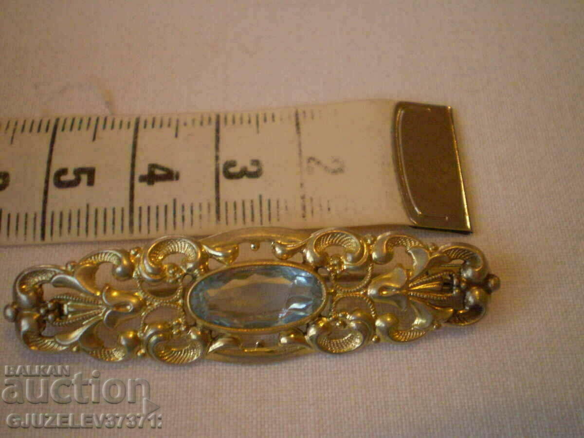 Delivery of 1920s Art Deco brooch pin