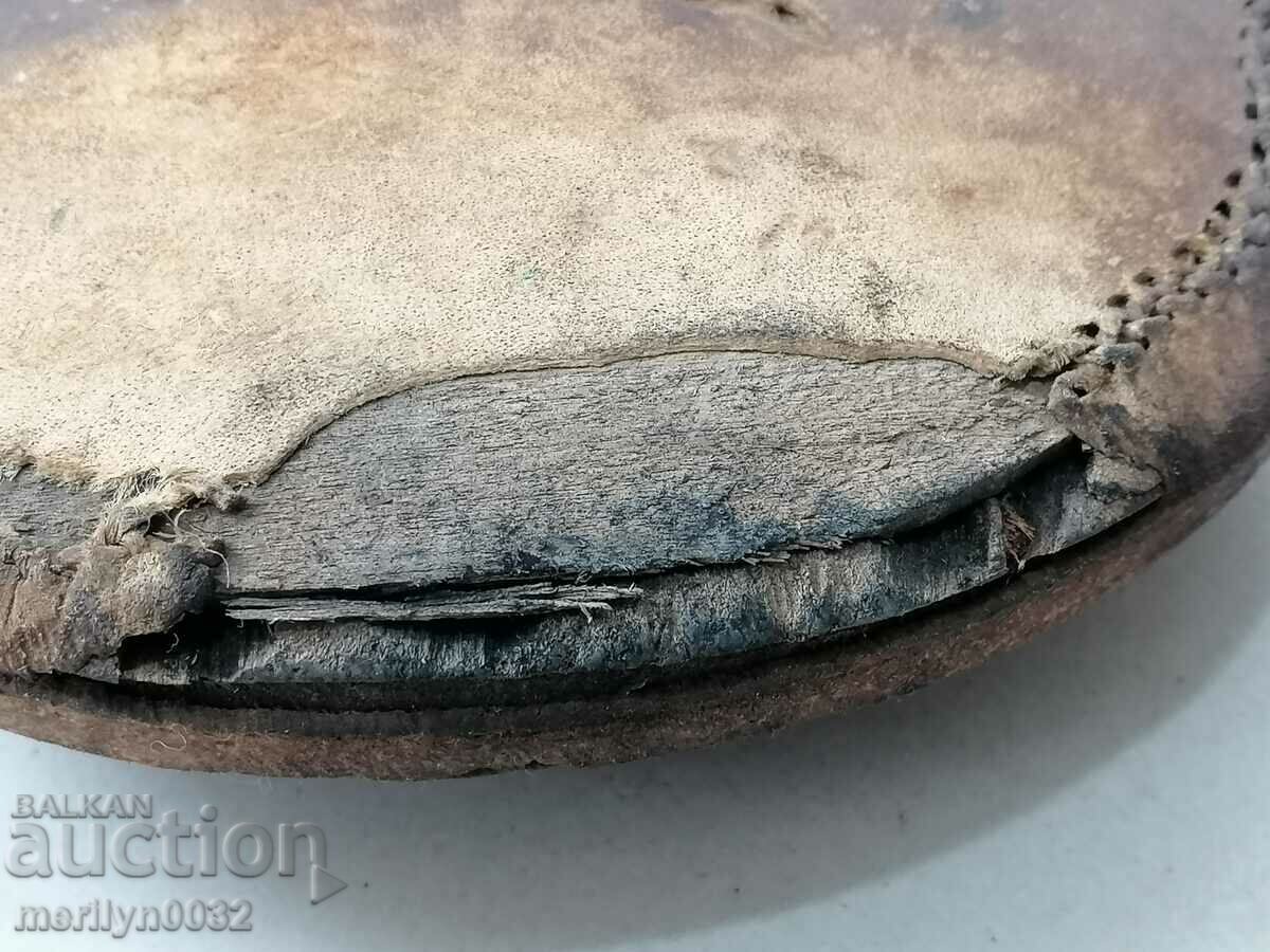 Haiduk powder flask wood and leather UNIQUE rifle pistol 19th century - 6 Haiduk powder flask wood and leather UNIQUE rifle pistol 19th century - 6