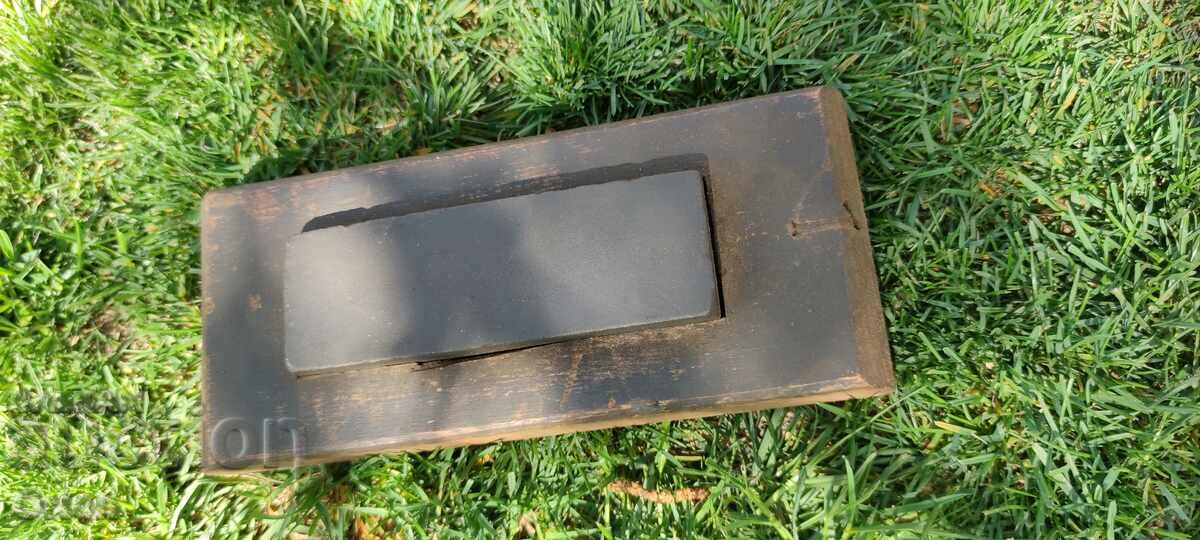 Δημοπρασία ΠΑΛΙΟ ΞΥΡΑΦΙΚΟ ΜΙΛΟ - ΒΕΛΓΙΟ Δημοπρασία ΠΑΛΙΟ ΞΥΡΑΦΙΚΟ ΜΙΛΟ - ΒΕΛΓΙΟ