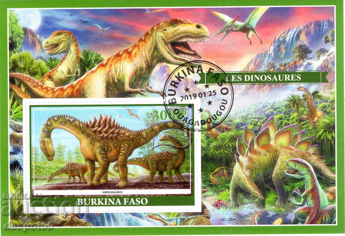 2019. Burkina Faso. Dinozaurii. Timbre ilegale. Bloc.