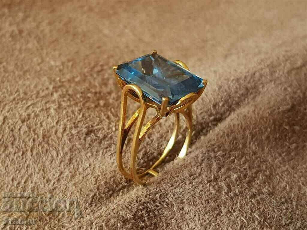 Delivery of 18K GOLD with Large Beautiful TOPAZ Stylish Gold Ring